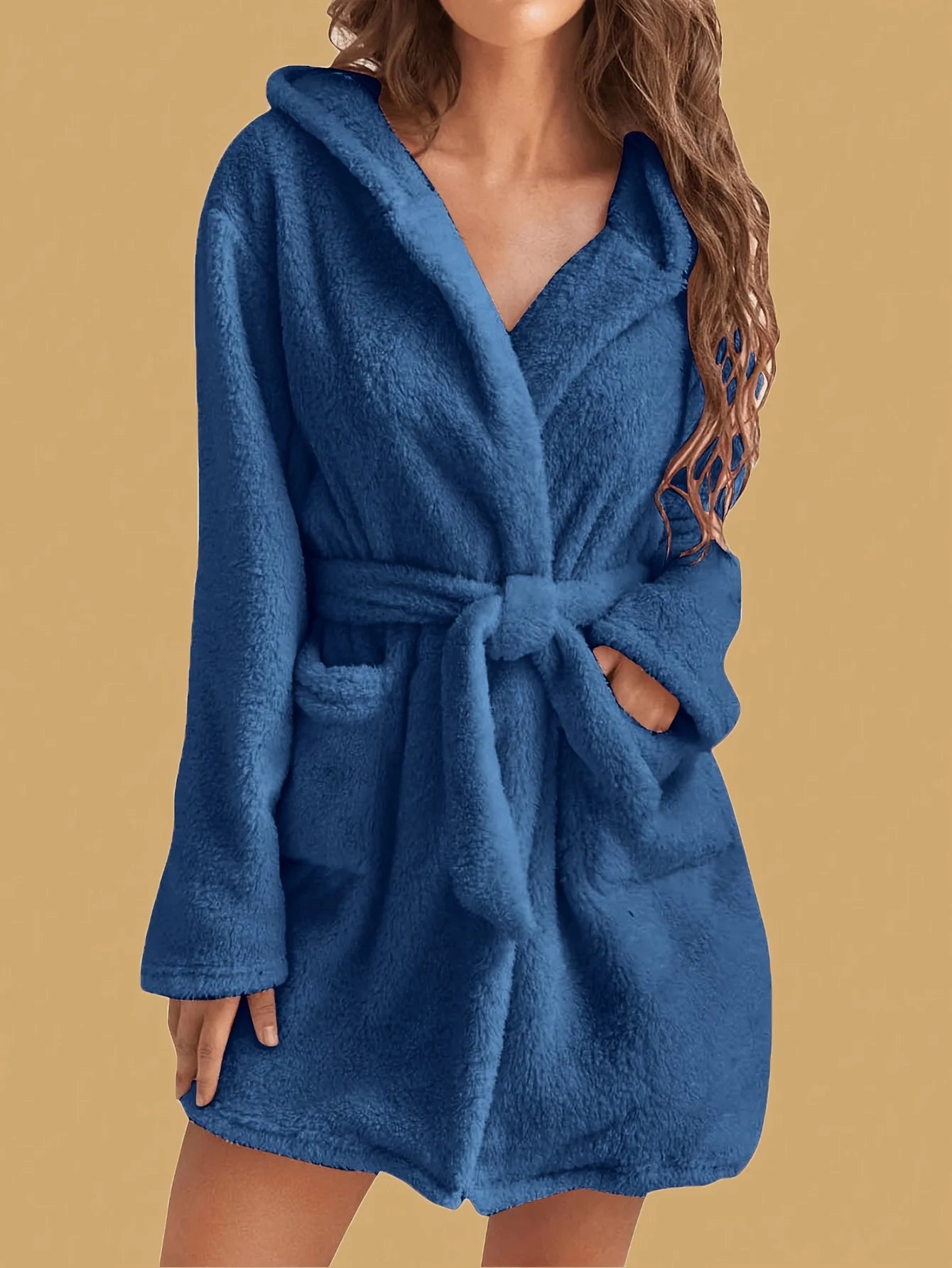 1 piece of women's solid color hooded robe with belt, cozy and warm fleece pajamas for home wear in autumn and winter. Blue