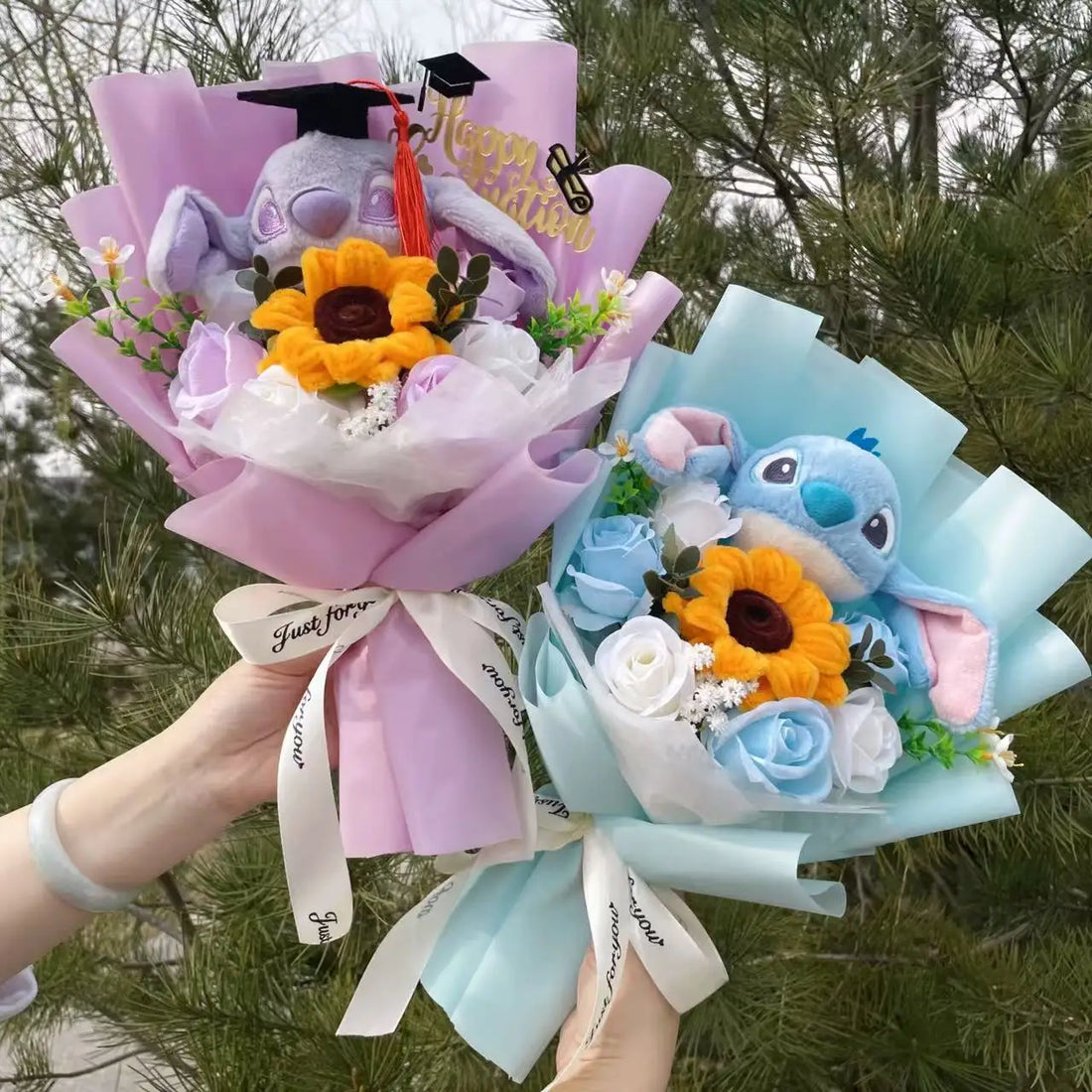 Stitch-Inspired Plush Bouquet Doll – Handmade Stuffed Toy with Flowers, Romantic Gift for Valentine’s, Graduation & Christmas