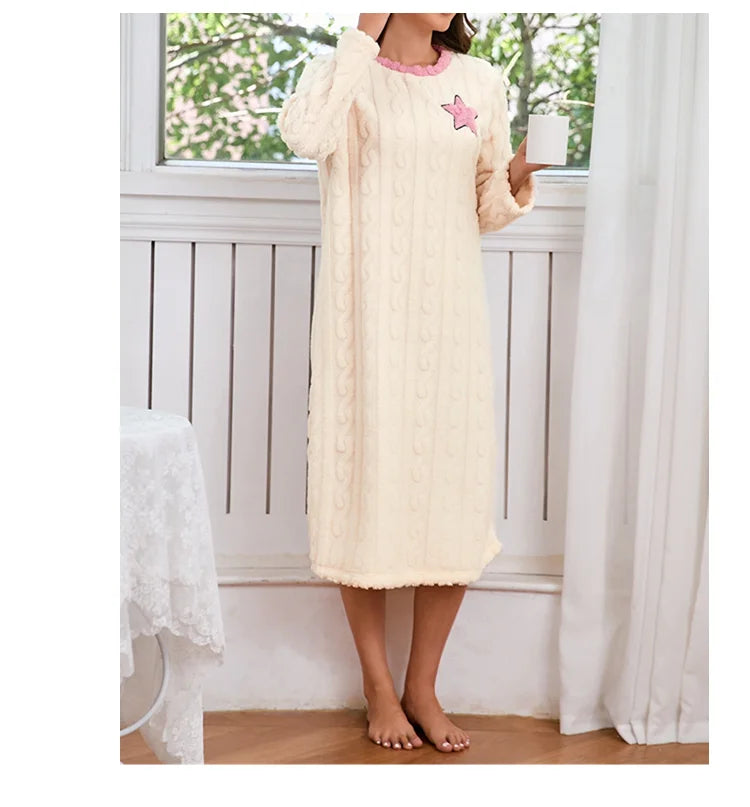 Women's Nightdress Winter Warm Nightgown Thicken Flannel Long Sleeved T-shirt Tops Soft Coral Fleece Pyjama Dress Home Clothing