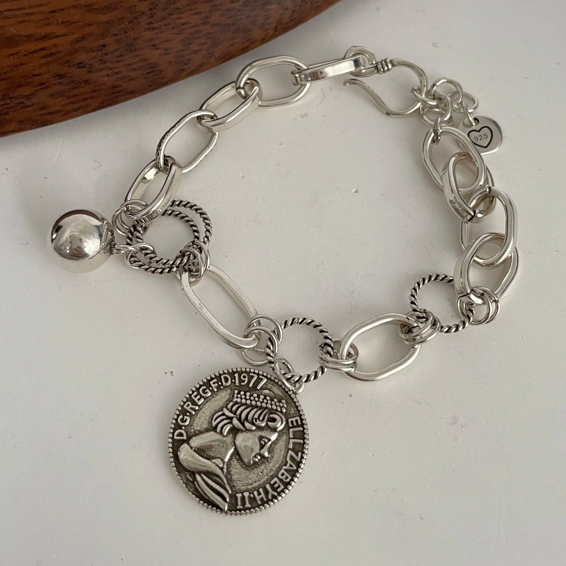 100% Solid 925 Sterling Silver Metal Bracelet for Women Vintage Handmade Simple Retro Heart Chain Bracelet Birthday Gift Party as picture 7