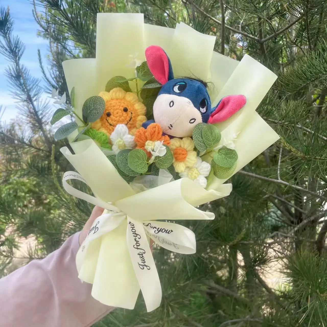 Cartoon Winnie the Pool Eeyore Bouquet Gift Box Stuffed Animals Flower Bouquet Home Decoration Valentine Christmas Gifts 13