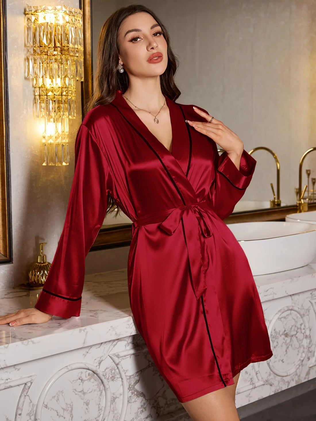 1 Women's Elegant Romantic Short Nightgown, Solid Color Soft Silk Pajamas, Cool and Comfortable Belted Robe, Essential for Home