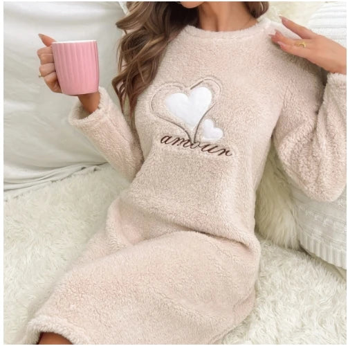 Women Flannel Velvet Nightdress Autumn Winter Thicken Warm Nightgown Heart Sleepwear Comfortable Female Causal Home Clothes RAL57000mihuang