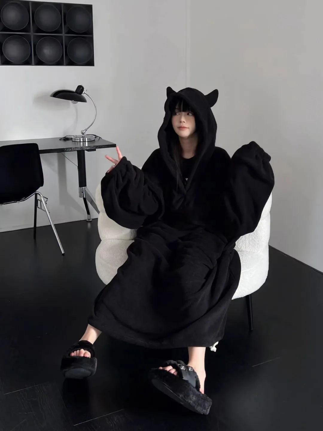 Ins Winter Thiened Coral Fce Pajamas Women's Spwear Hooded Fluffy Warm Nightgown Robe Long Sve Mid-Length Home Clo...