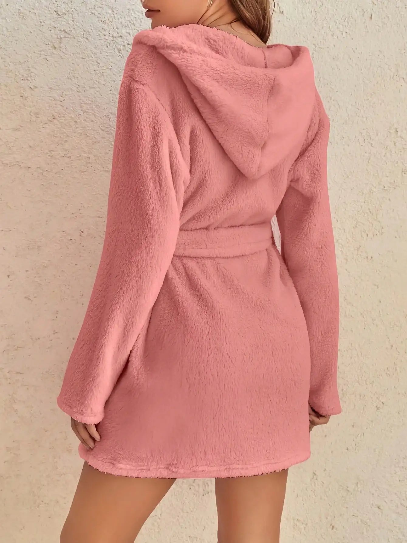 1 piece of women's solid color hooded robe with belt, cozy and warm fleece pajamas for home wear in autumn and winter.